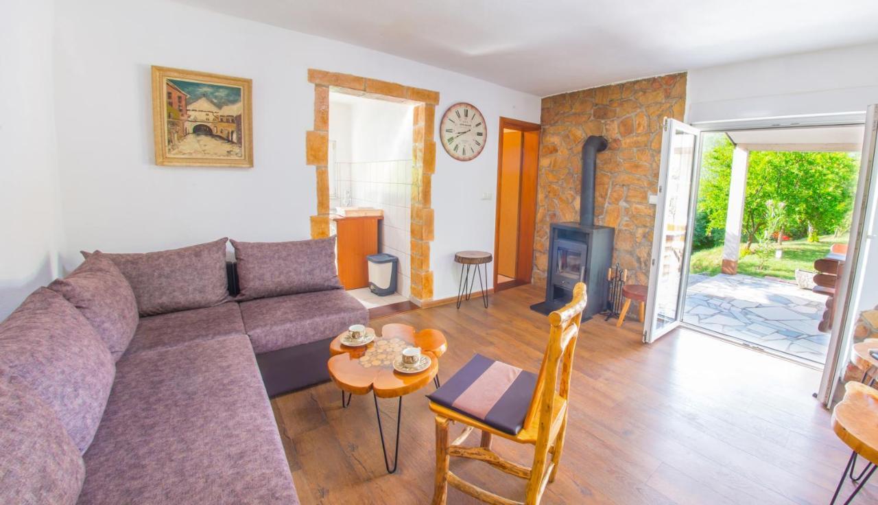 Holiday Home Narona Mostar Zewnętrze zdjęcie