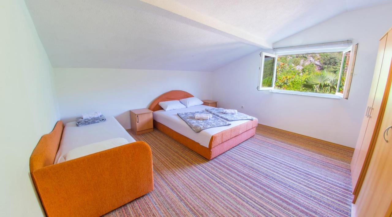 Holiday Home Narona Mostar Zewnętrze zdjęcie