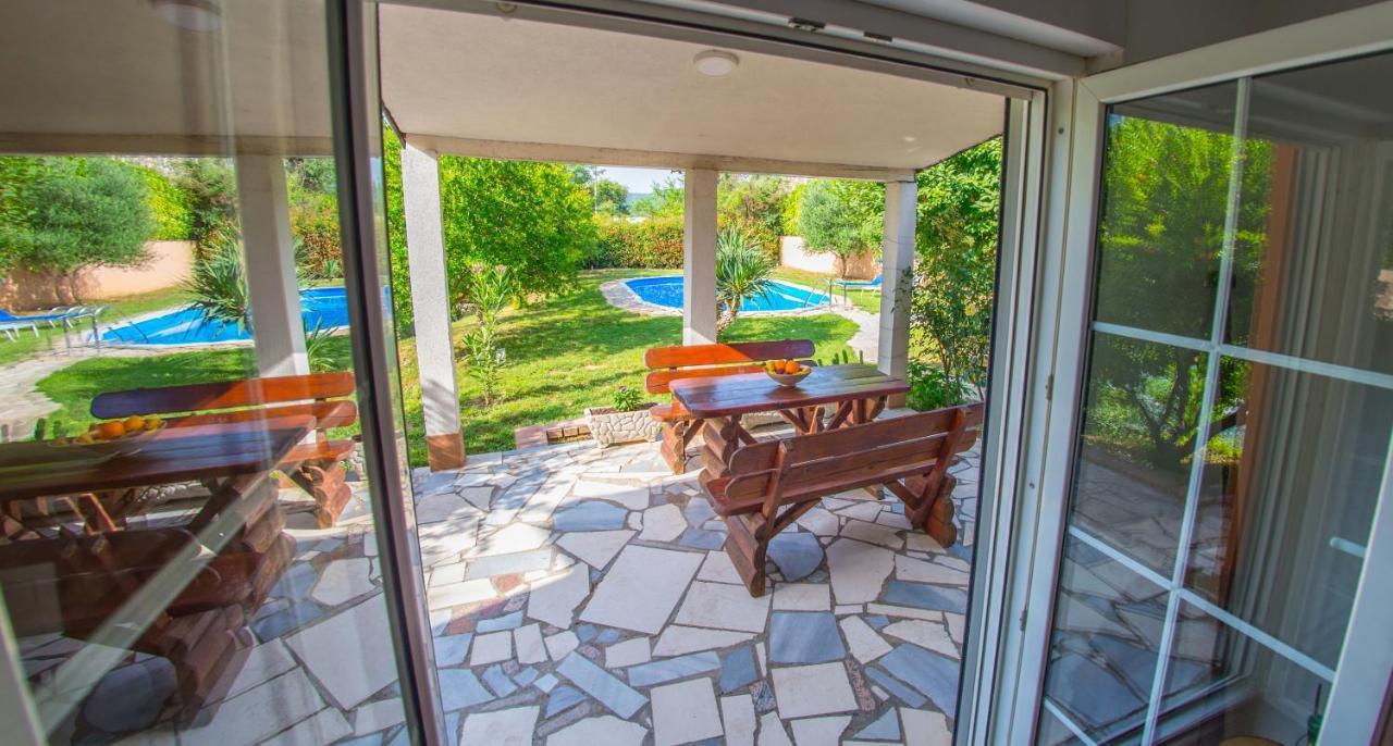 Holiday Home Narona Mostar Zewnętrze zdjęcie