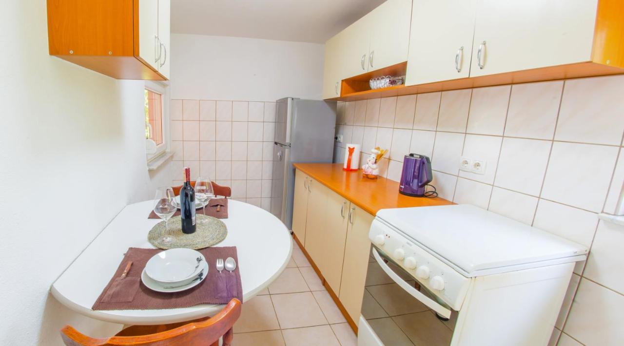 Holiday Home Narona Mostar Zewnętrze zdjęcie