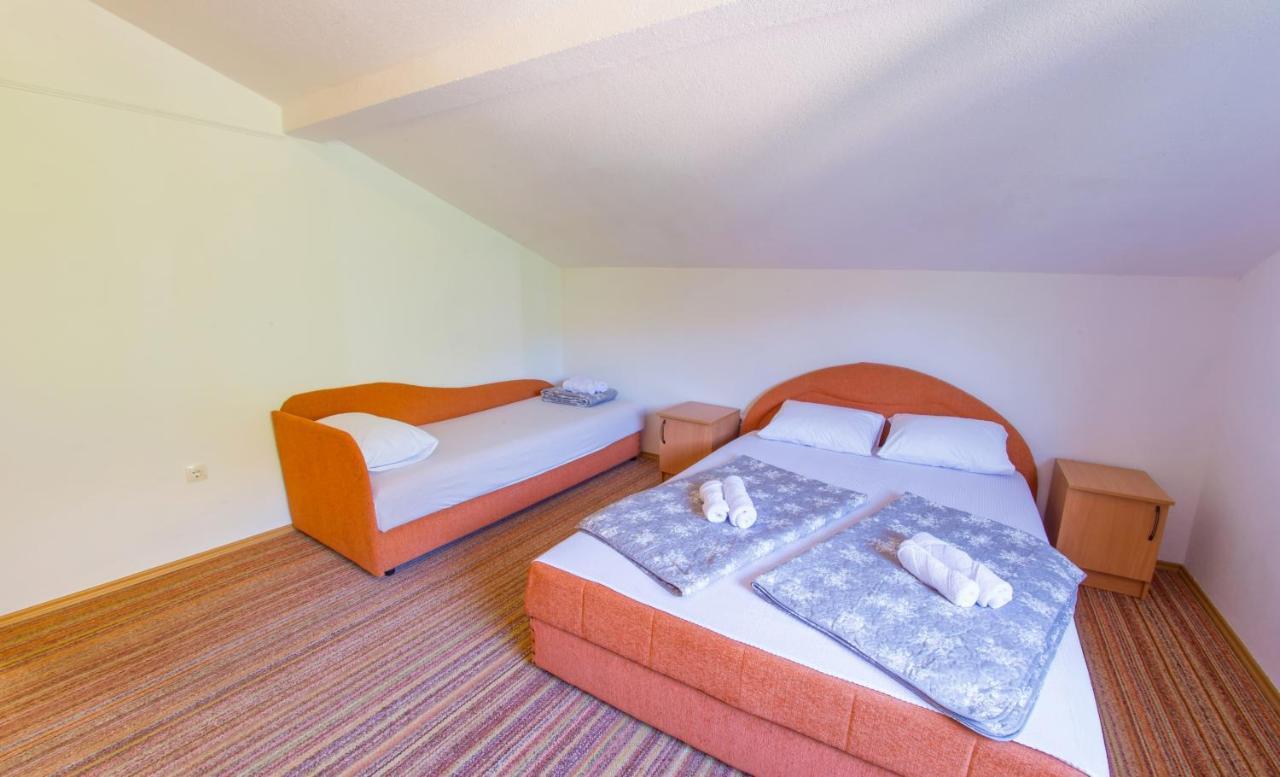 Holiday Home Narona Mostar Zewnętrze zdjęcie