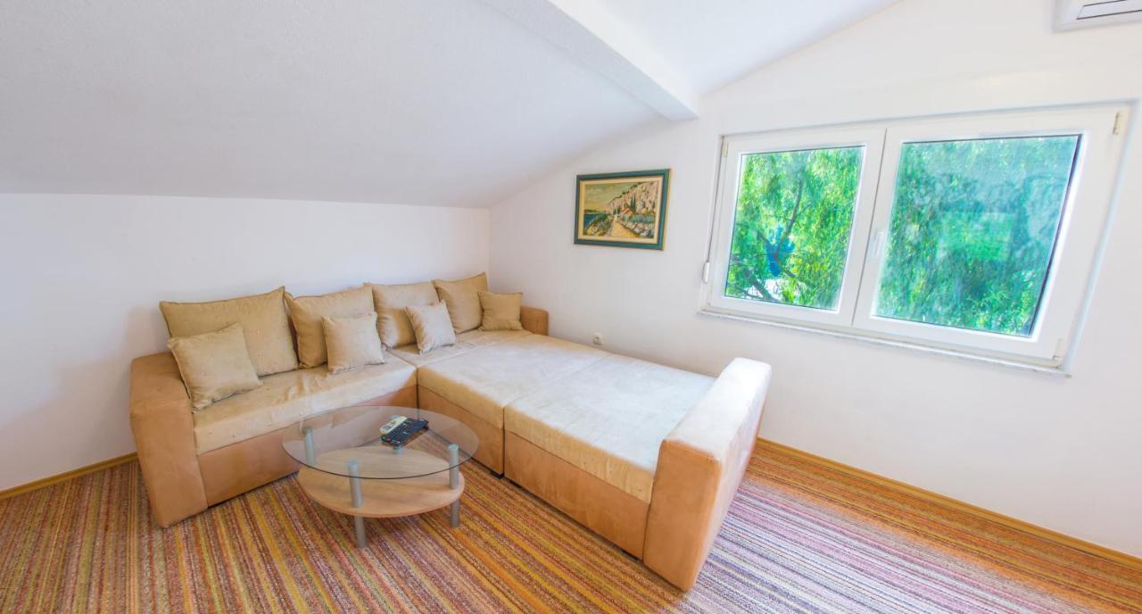 Holiday Home Narona Mostar Zewnętrze zdjęcie